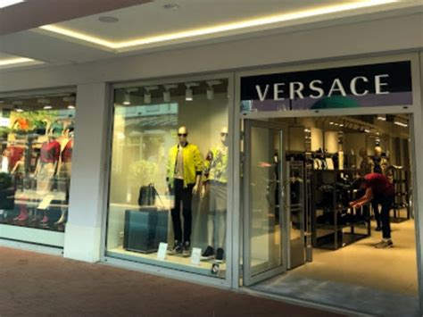 Versace Eindhoven Roermond 